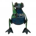 Frog sitting S umbrella
