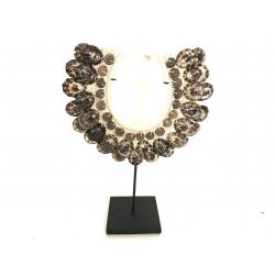 Neckless shell brown (3438)